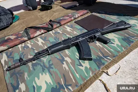 Росгвардия предлагает вооружать чиновников ЦБ. За и против