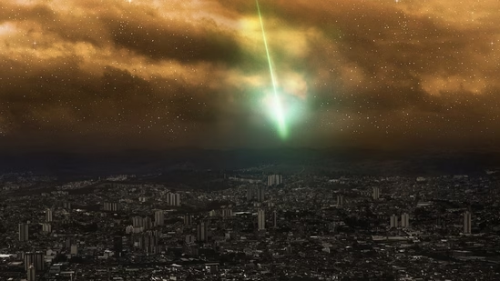 Метеор пролетел над Статуей Свободы, жители Нью-Йорка говорят, что земля задрожала у них под ногами