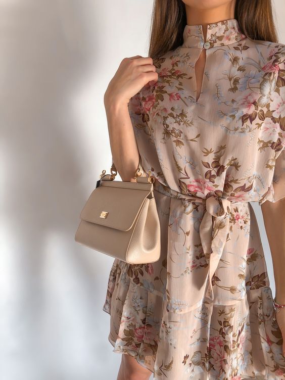 Летний гардероб на неделю: мало вещей, много стилей.