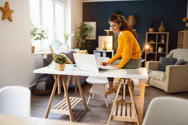 Почему число самозанятых молодых людей до 18 лет выросло в полтора раза?