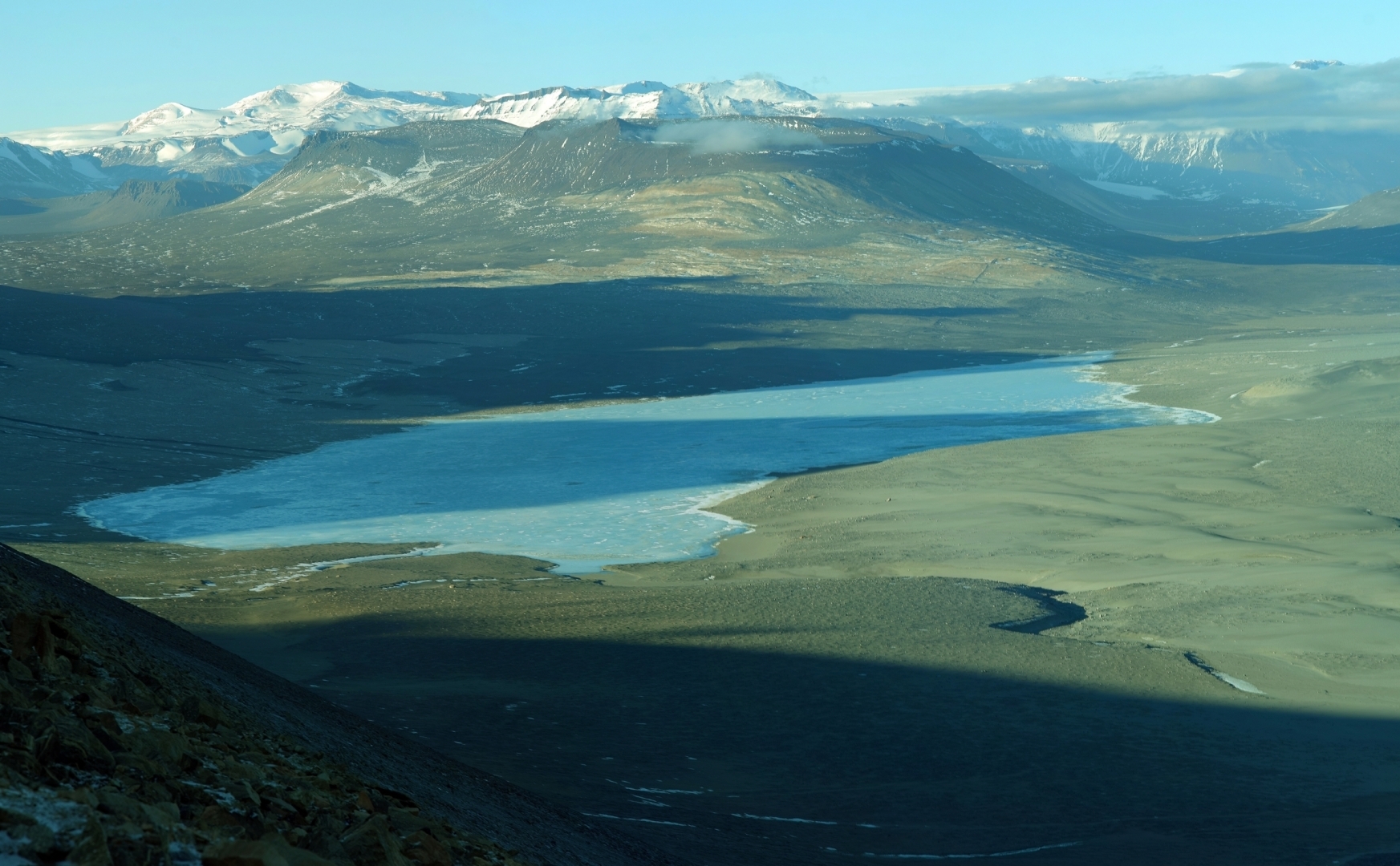 Озеро Ванда: оазис в ледяной пустыне Антарктиды