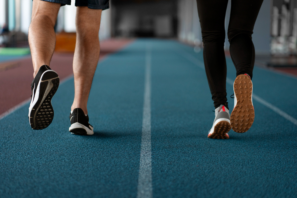 Все побежали, и я... Почему мы бежим сами от себя.