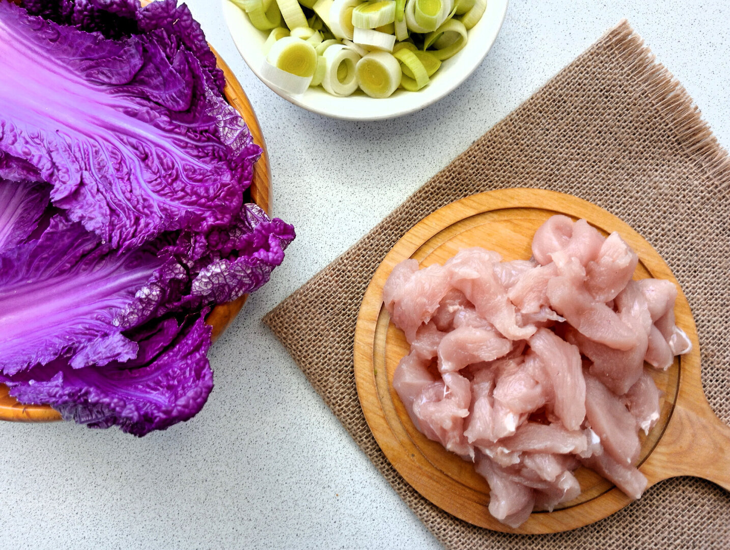 Лук-порей в сливках с курицей и сыром. Пошаговый рецепт с фото.