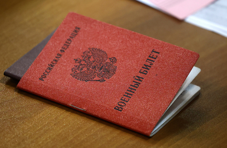 В России предложили увеличить срок службы в армии для новых граждан. Справедливо?