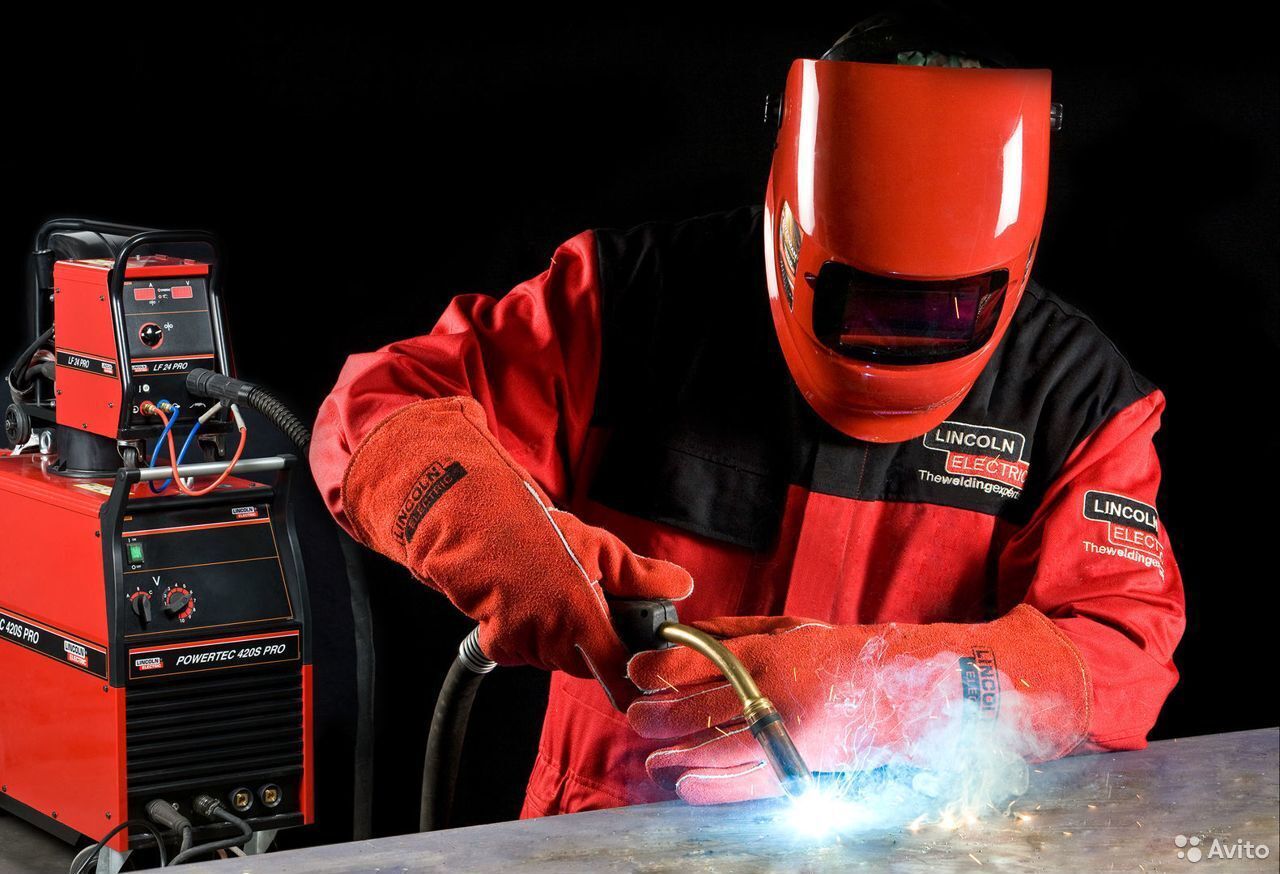 Два брата акробата или показательный пример о тех, кто работает и тех, кто работает.