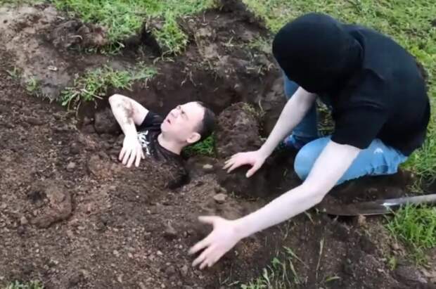 В России официально запретили треш-стримы. Что грозит нарушителям?