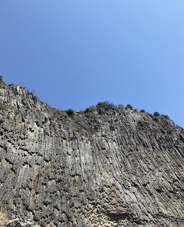 Ущелье Симфония камня (Армения, Гарни) - Очень необычно