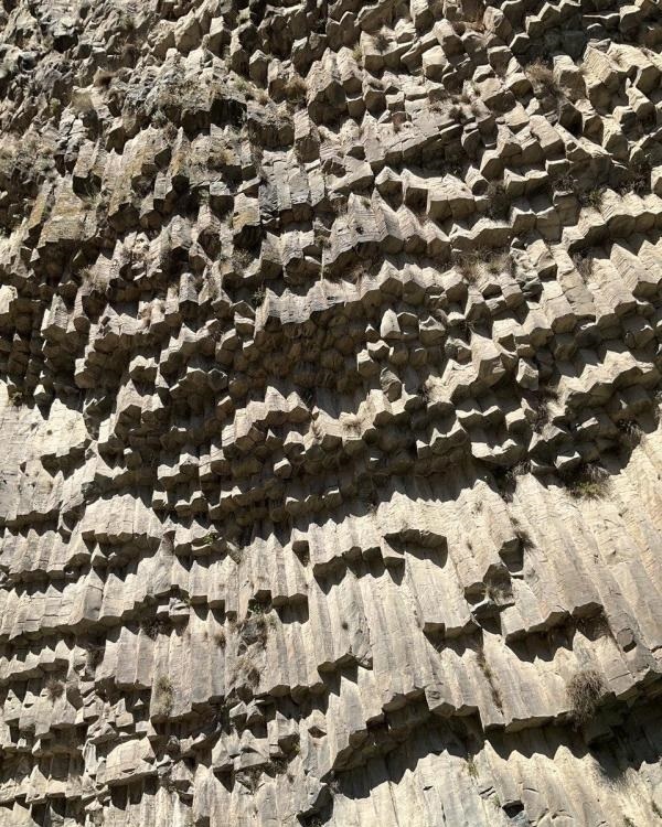 Ущелье Симфония камня (Армения, Гарни) - Очень необычно