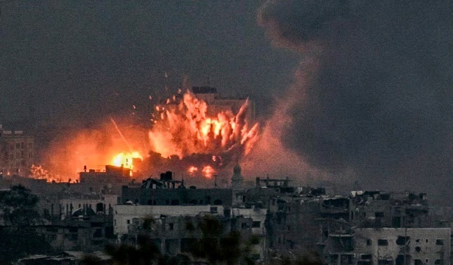 Как ответил ChatGPT 4 на вопрос о Холокосте