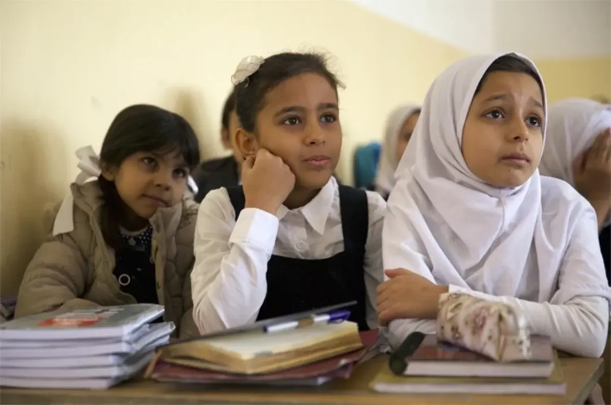 😱С 9 лет вместо 18? В Ираке собираются снизить возраст вступления в брак для девочек