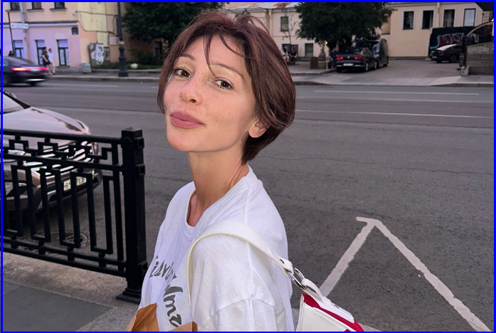 Все дело в лапше! ФАС не стала заводить дело на Ивлееву из-за слогана «Suck it»