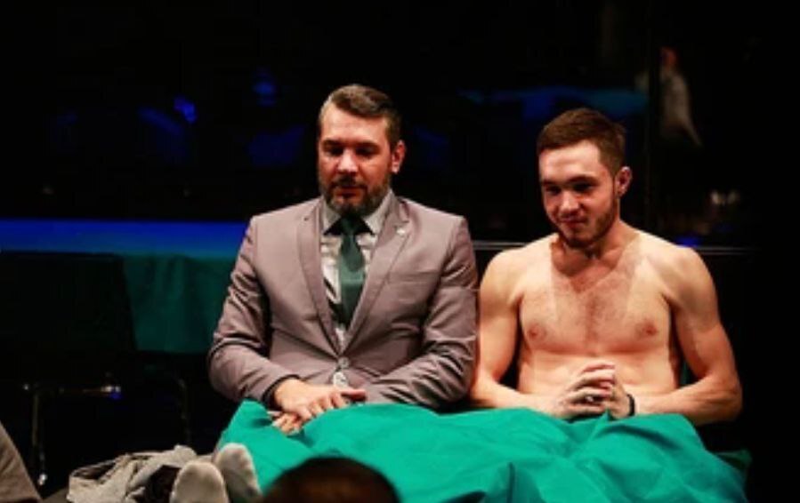 Псковский театр - это уже не театр, а п*рно?