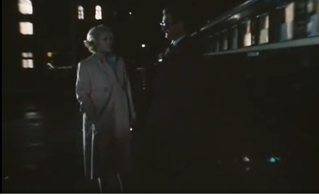 Почему фильм "Мы, нижеподписавшиеся" назван именно так?