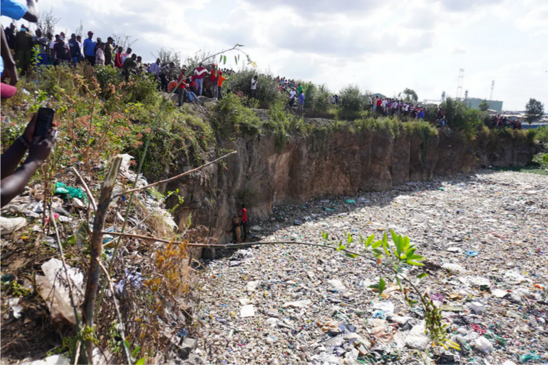 Мужчина, обвиняемый в убийстве 42 женщин, сбежал из-под стражи в Кении