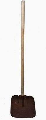 Я правильно сделал, что замотал лопату в бумагу и стрейч-пленку? Чтобы перевозить их в автобусе. А то охранник магазина сказал мне, что не надо....