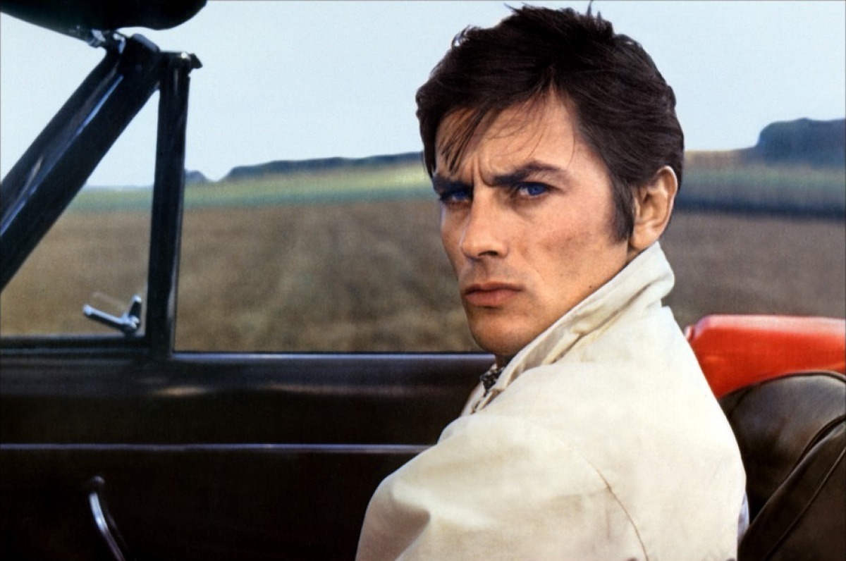 🍒Ален Делону посвящая стих Che🍒решня, удивился сам себе. Спеши читатель! Оченно возможно! Такого вы не встретите нигде