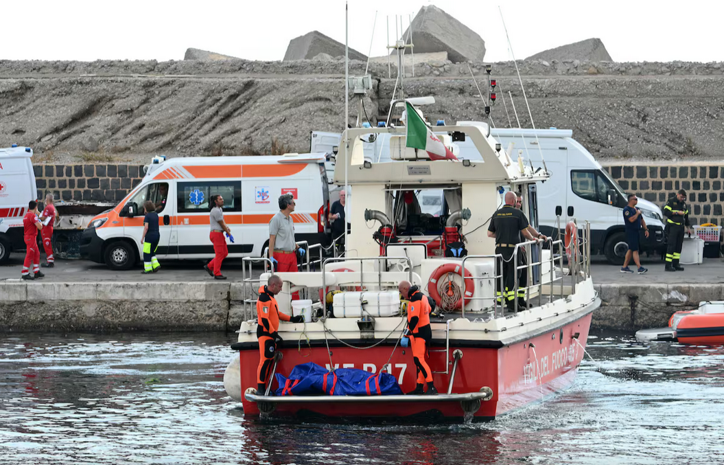 Тело Майка Линча стало шестым, найденным среди обломков яхты; дочь пропала в последний раз