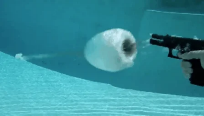 Может ли оружие стрелять под водой?