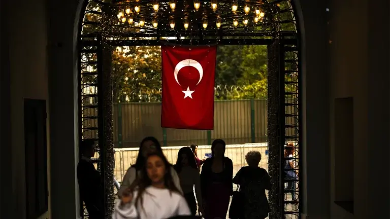 Взять везде, где выгодно: эксперты объяснили Турции желание вступить в БРИКС.