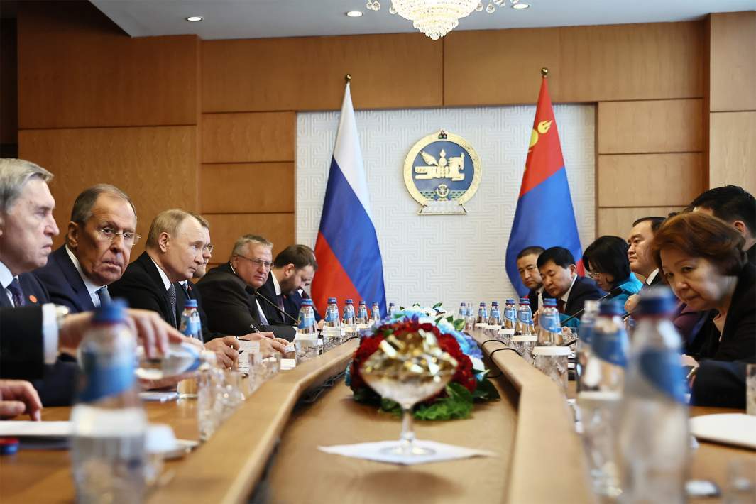 Не только бизнес: делегации России и Монголии подписали пять новых соглашений