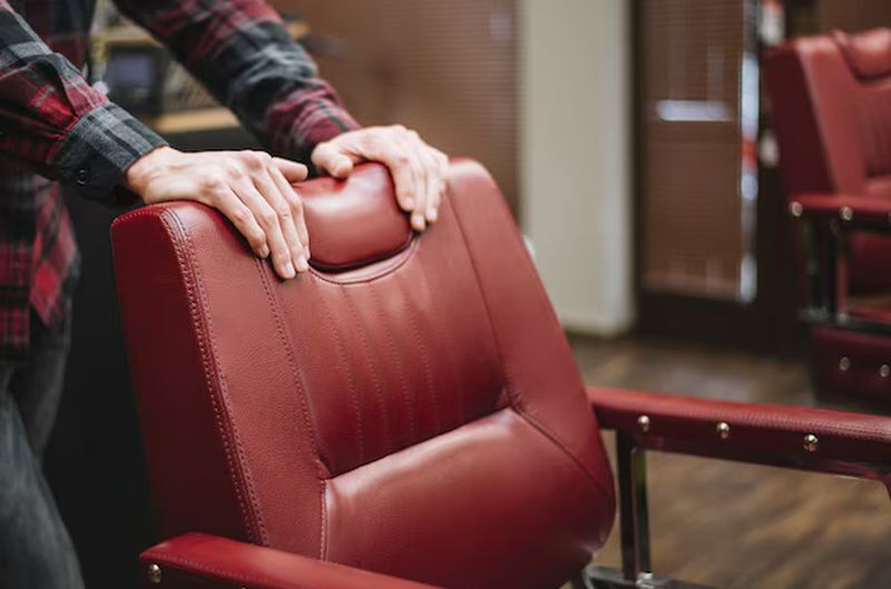 Как обновить кожаные кресла и вернуть им первозданный вид