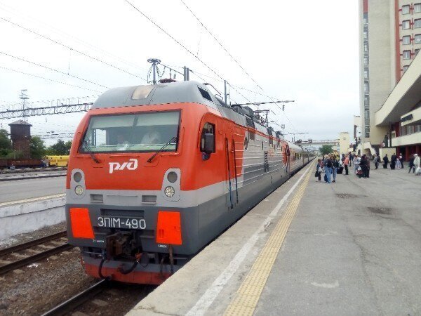 Невоспитанные дети и яжмать - самые худшие попутчики в плацкарте. Реальная история.