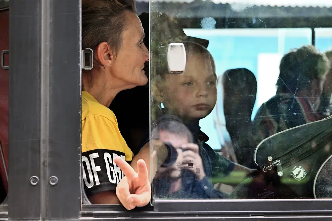 Координацией займутся силовики. Принято решение об эвакуации жителей Рыльского и Хомутовского районов Курской области