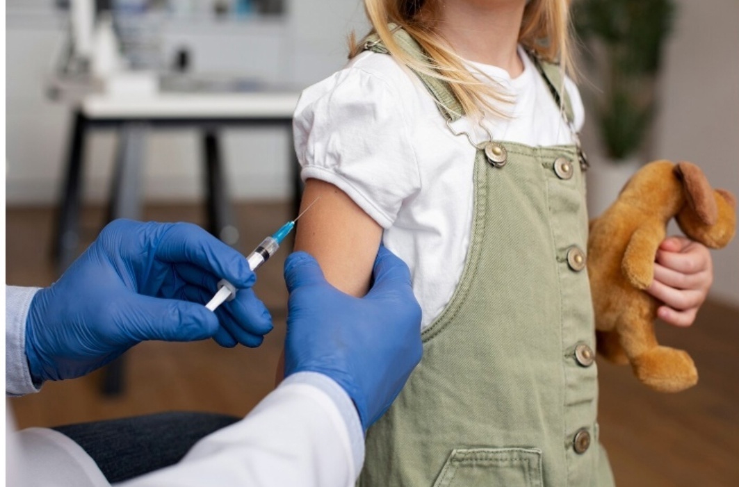 Генетика или последствия прививки? В Татарстане годовалая девочка лишилась слуха после вакцинации