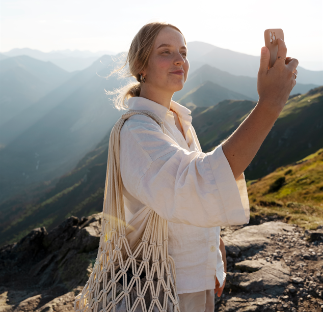Оступилась, делая селфи? Что полиция Турции думает о смерти россиянки Натальи Сомовой