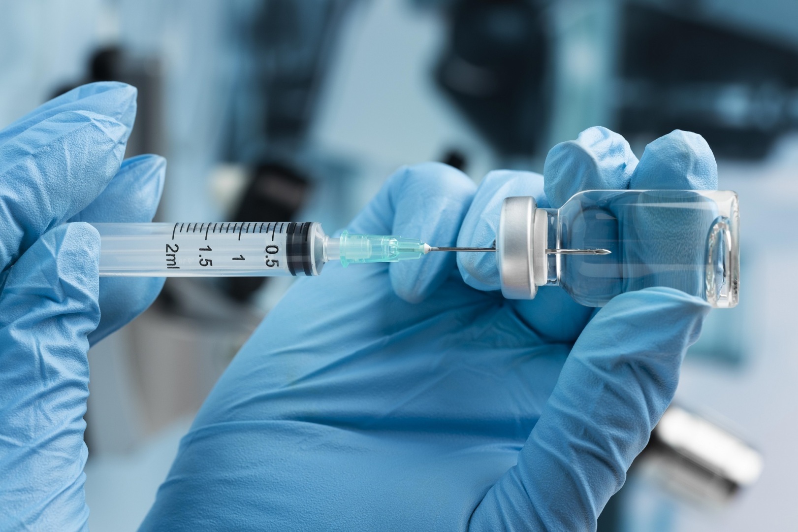 Новый COVID уже в России. Выявлены первые случаи заражения.