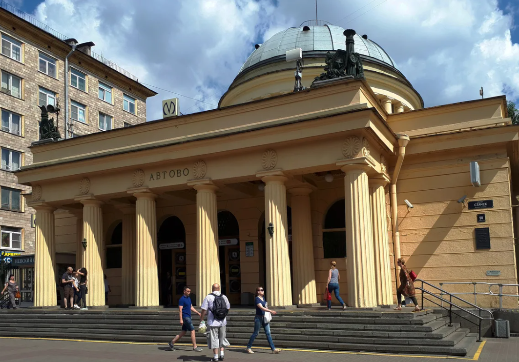 Красивейшие метрополитены России