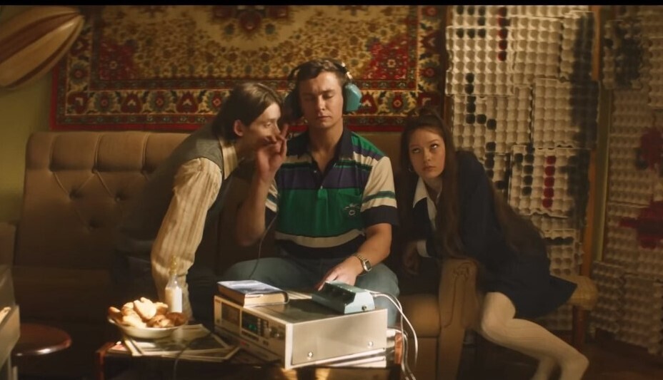 Эмпатичный Кологривый, эротичные коровы и пять дам на одной площадке , или Звезды о сериале «Комбинация»