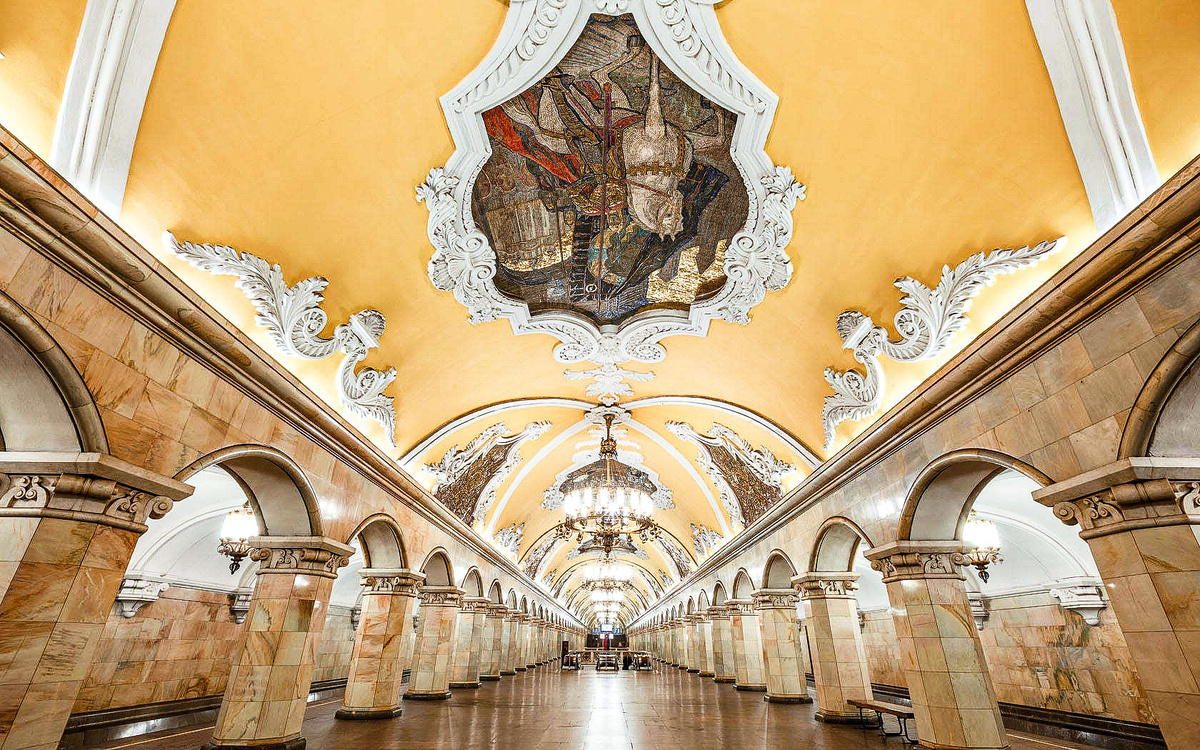 5 самых красивейших станций метро в мире