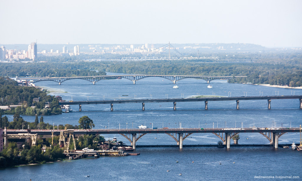 Какова вероятность применения ядерного оружия в зоне СВО и за его пределами?