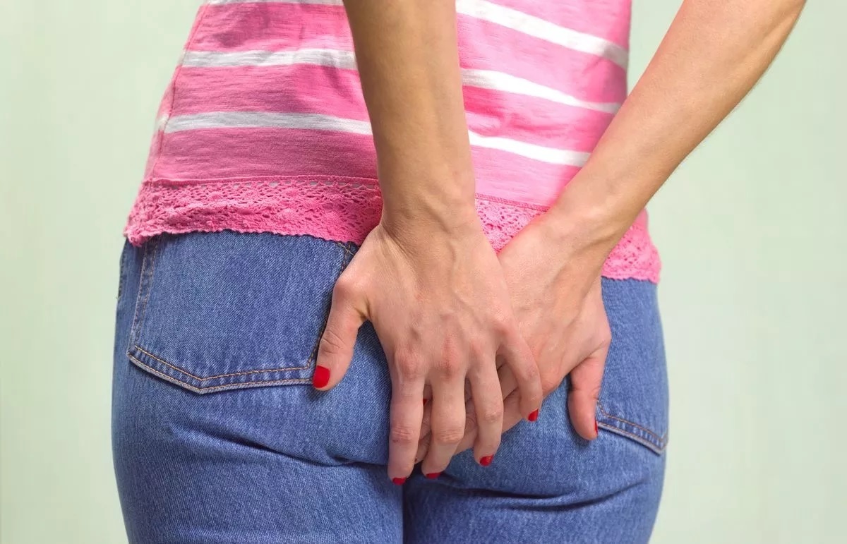 Ученые утверждают, что сдерживать пуки вредно — вот что произойдет, если вы это делаете