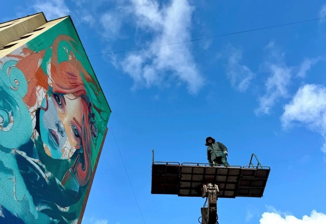 Новый мурал на острове Ягры г. Северодвинска: мой микрорайон становится все краше благодаря художникам