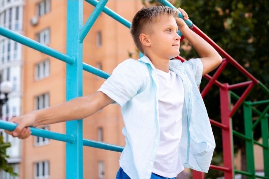 🚨🌡️💊В больнице с разрывом селезенки. Ученик из гимназии жестоко избил одноклассницу в Санкт-Петербурге