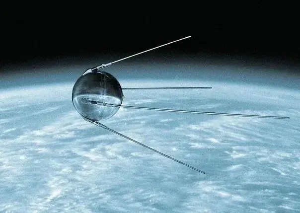 Кто помнит, чем знаменательно 4 октября?