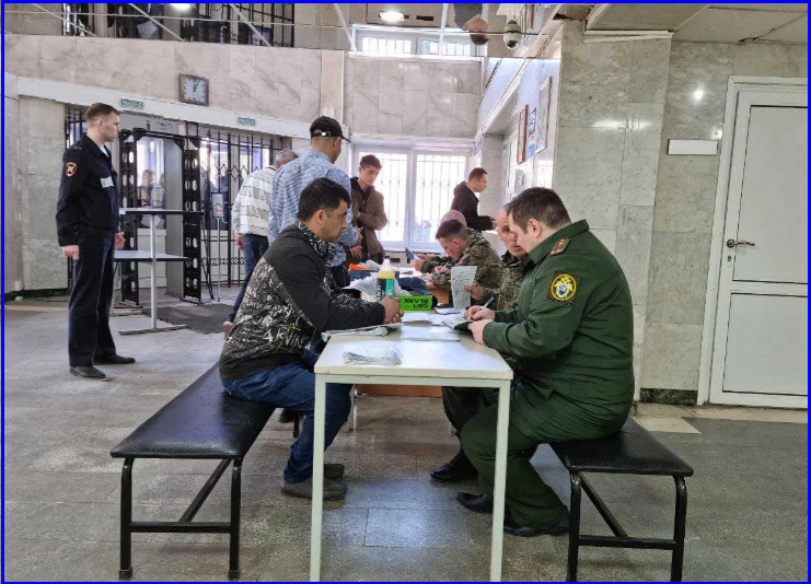 ☝️ Осенний призыв или Рейд в Кольцово: вместо полёта - в военкомат❗️