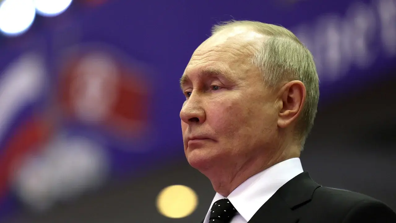 Как страна реагирует на день рождение Путина