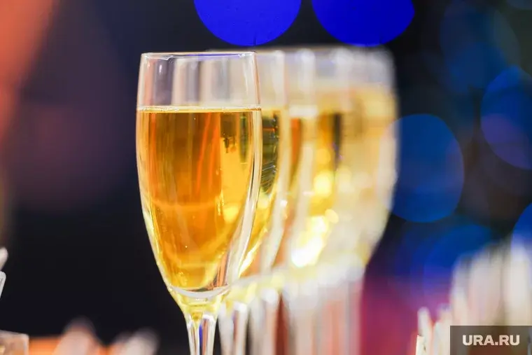 Жители России стали меньше пить