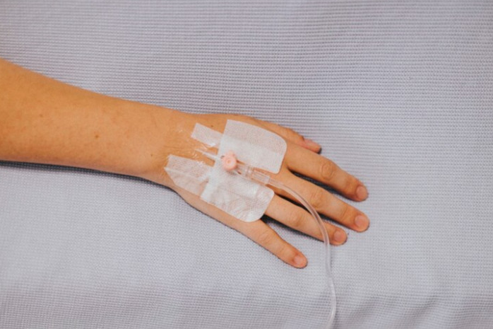 Ушла во все тяжкие. 14-летнюю наркоманку из Ленобласти перед смертью могли изнасиловать?