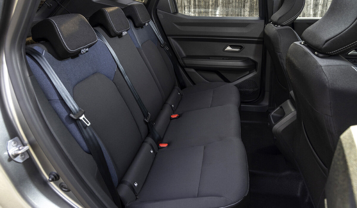 Dacia Bigster: Просторный, практичный и технологичный кроссовер нового поколения