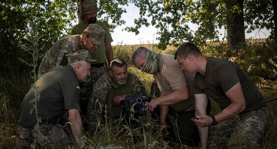 Около 1500 солдат ВСУ попали в окружение в Курской области