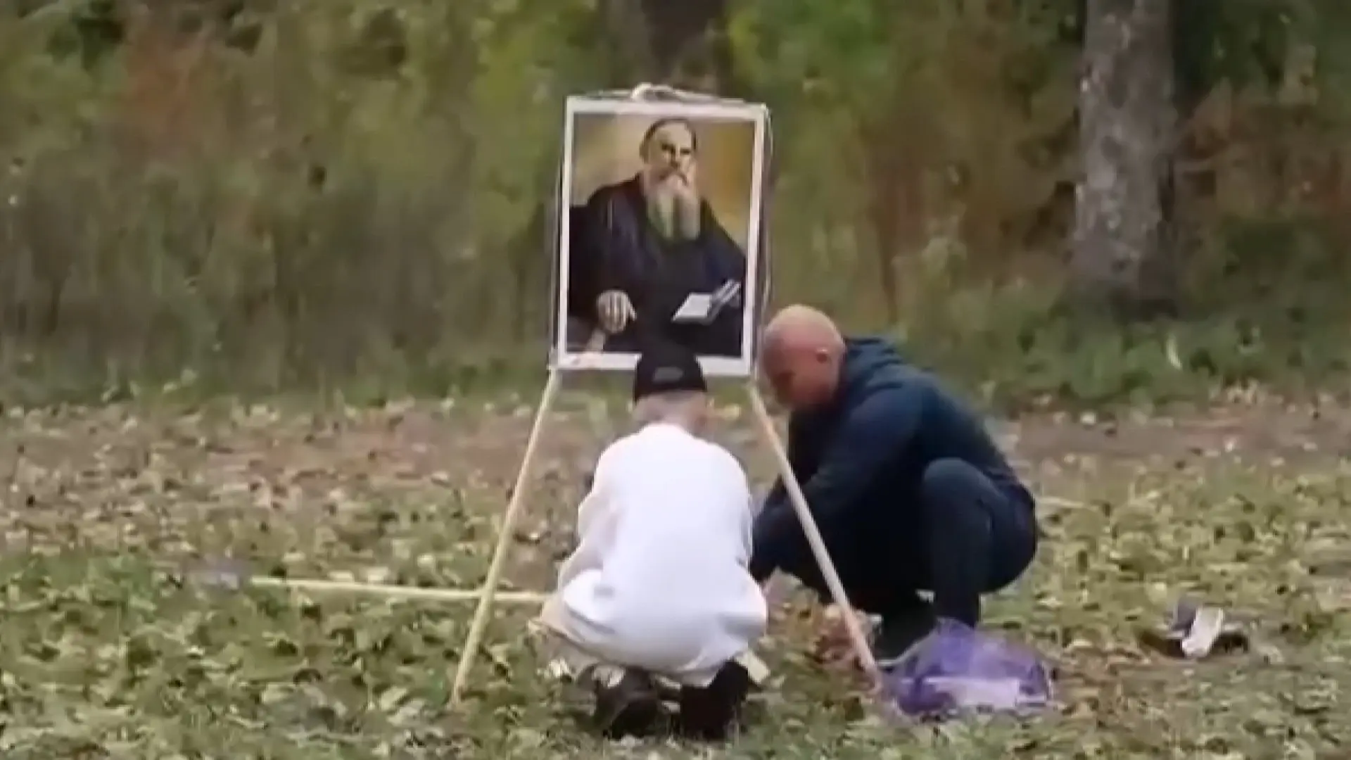 Откуда пошло образование на Украине. У кого в руках молодежь, у того в руках и будущее...