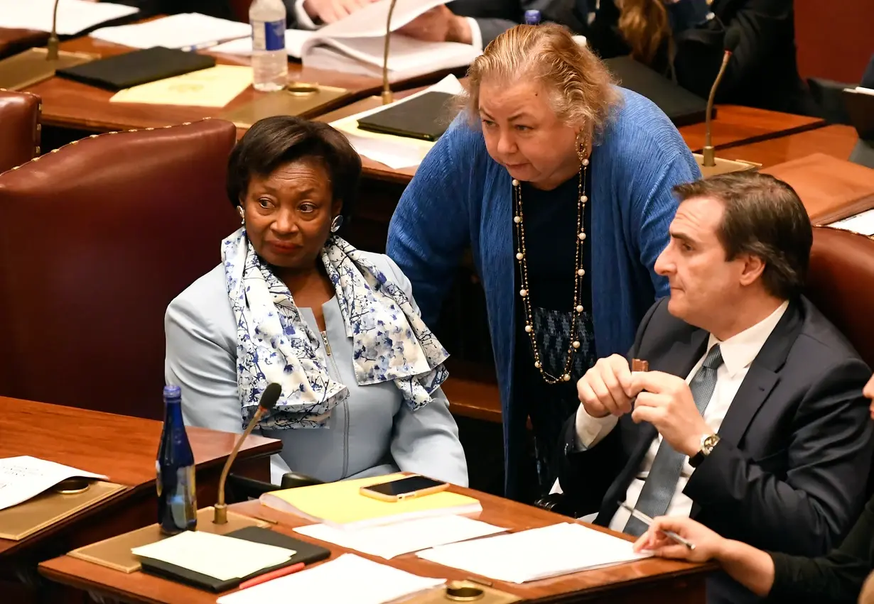 Демократы в Сенате заблокировали выход из секретного комитета