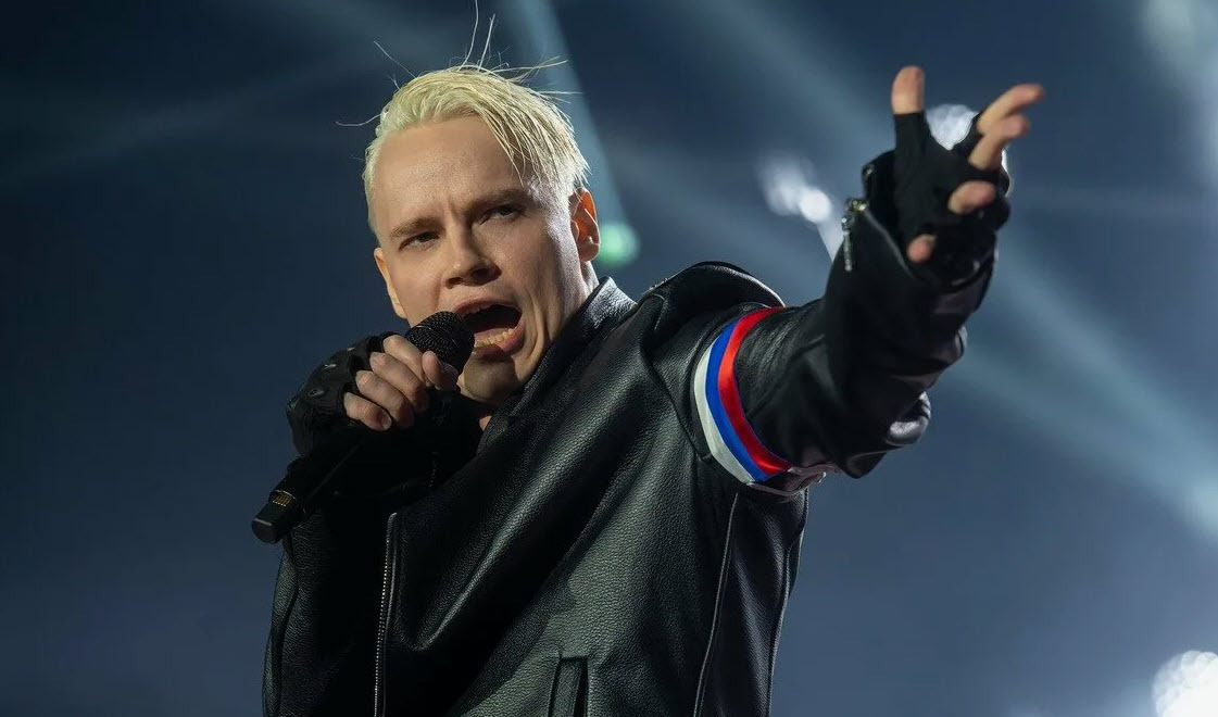 Певец SHAMAN подал заявки на регистрацию бренда «Я русский» и получил...