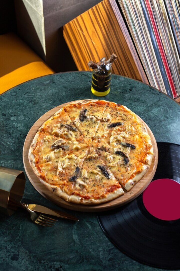 Нужно лишь назвать секретный номер. В Германии ресторан, доставлявший кокаин вместе с пиццей, завоевал огромную популярность