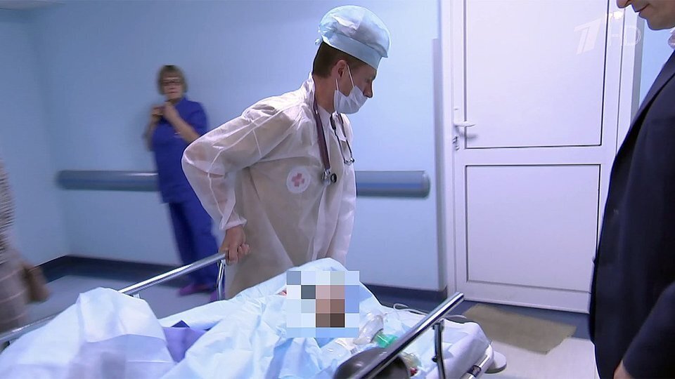 В Санкт-Петербурге мужчина сломал ребра 14-летнему сыну: шокирующее событие потрясло город