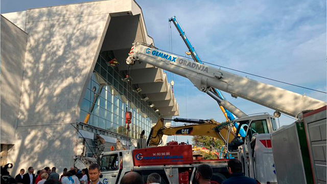 Сербия начинает расследование катастрофы на строительстве железной дороги, в результате которой погибли 14 человек